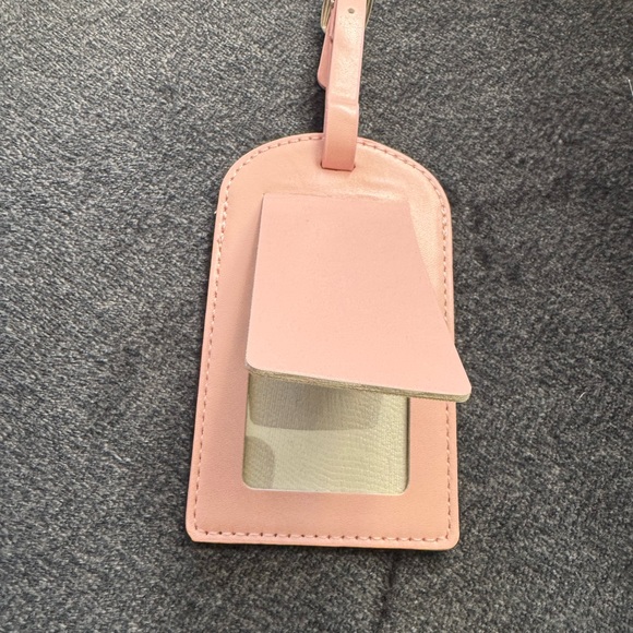 Seventeen Right Here World Tour US Tour Pink Luggage Tag - Picture 3 of 8